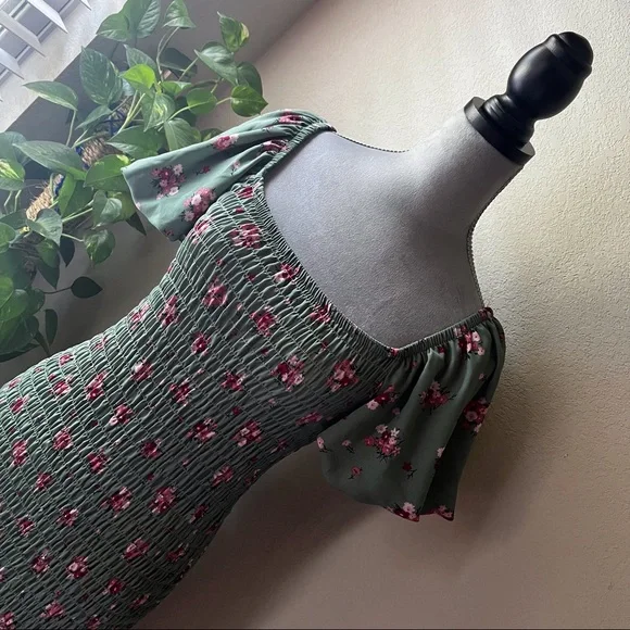 Beautiful TRIXXI green dress - Picture 7 of 12